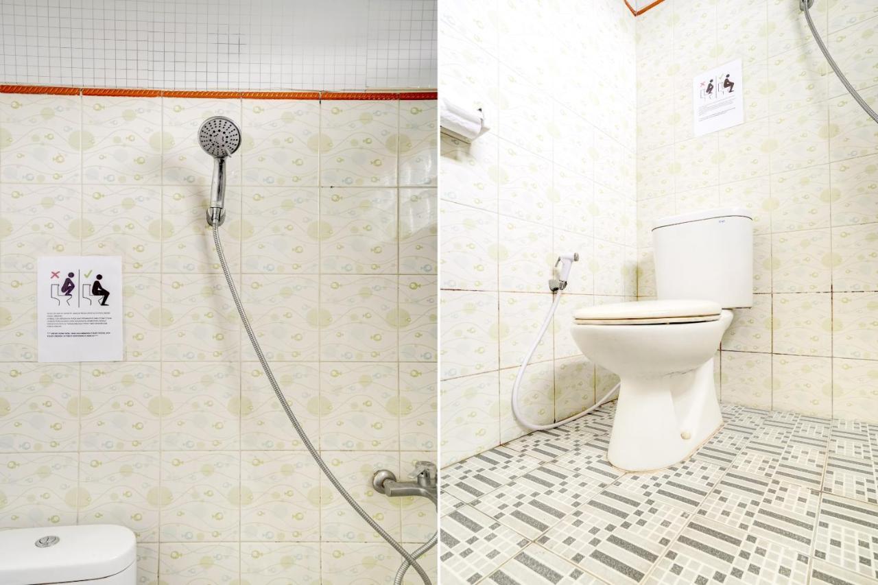 Radio Backpacker Guesthouse Syariah Бандунг Экстерьер фото
